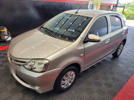 TOYOTA ETIOS 1.3 X 16V FLEX 4P MANUAL TOYOTA ETIOS 1.3 X 16V FLEX 4P MANUAL